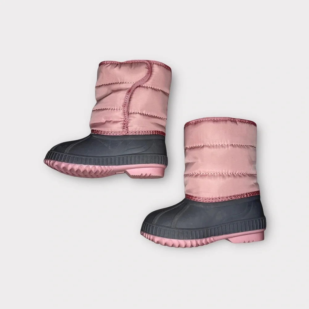Old Navy Pink And Gray Puffer Snow Boots